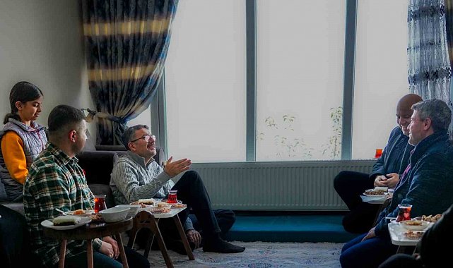 Vali Ali Çelik'ten Şehit Er Halit Tatlı'nın ailesine ziyaret