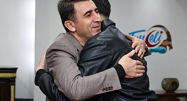 Vali Aygöl'den anlamlı jest