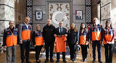 Vali Çelik: "AFAD gönüllüleri toplumun güçlü dayanağıdır"