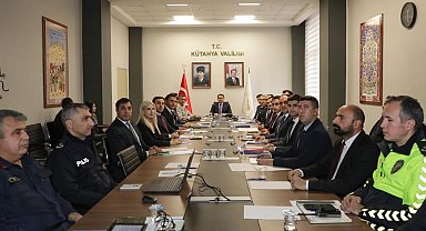 Vali Işın: "Güvenlik hizmetleri, yalnızca bir görev değil, milletimize karşı sorumluluğumuzdur"