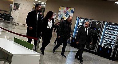 Vali Özkan'dan tedavisi süren Başkan Durbay'a ziyaret