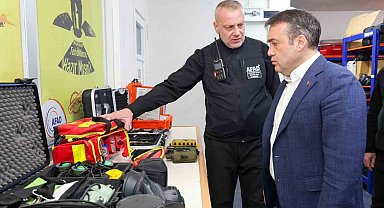 Vali Sözer AFAD'da incelemelerde bulundu