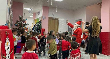 Van Büyükşehir Belediyesinden kandil günü Noel kutlaması
