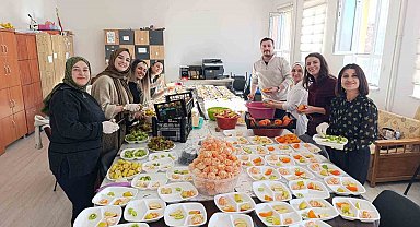 Van'da 3. meyve şenliği düzenlendi