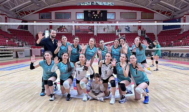 Vezirköprülü voleybolcular finalde
