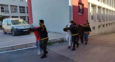 Vurup hastaneye götürdükleri genç öldü, kaçan katil ile arkadaşları yakalanıp tutuklandı