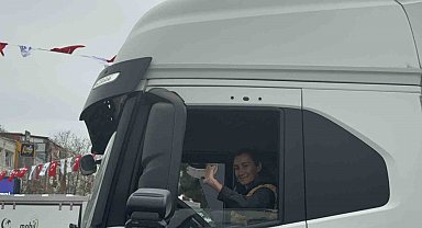 Yardım konvoyuna "kadın eli" değdi