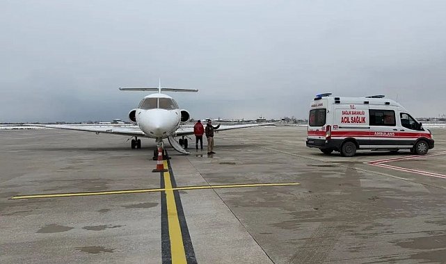 Yenidoğan bebek uçak ambulansla Konya'ya sevk edildi