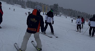 Yılbaşında turistlerin gözdesi Uludağ oldu