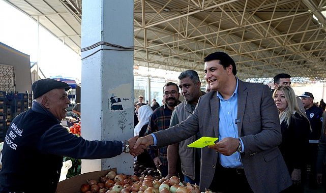Yılmaz, pazarda vatandaş ve esnafla buluştu