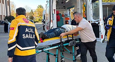 Yolcu minibüsü ile otomobil çarpıştı: 5 yaralı