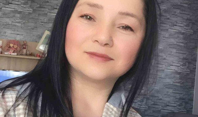 Yolun karşısına geçemeye çalışan kadın, otomobilin çarpması neticesinde hayatını kaybetti