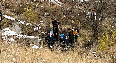 Yozgat'ta motosikletli sürücü şarampole yuvarlandı