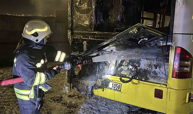Yozgat'ta özel halk otobüsü yandı
