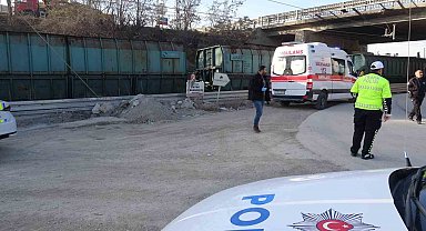 Yük treninin çarptığı genç hayatını kaybetti