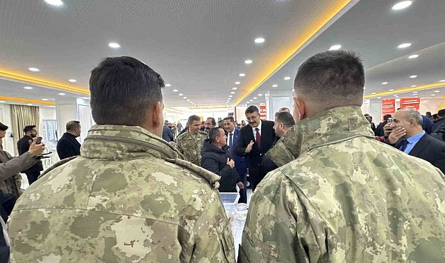 Yüksekova'da şehit aileleri ve gaziler için anlamlı gece