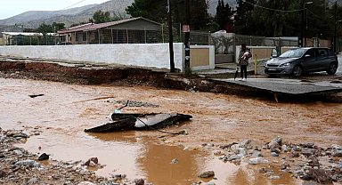 Yunanistan'ı Byron Fırtınası vurdu