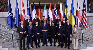 Zelenskiy ile bir araya gelen Avrupalı liderler, Avrupa öncülüğünde çok uluslu güç teklif etti