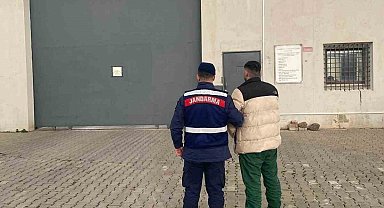 38 yıl 4 ay hapis cezasıyla aranan şahıs yakalandı