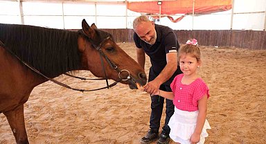 6 bin 789 çocuğa binicilik eğitimi ile at sevgisi aşılandı