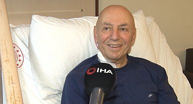 75 yaşında 'minimal invaziv' yöntemiyle bypass olan hastaya doktorlardan mesaj: "Bu seni 40 sene götürür"