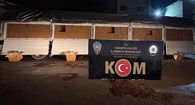 8 milyon kaçak makaronla Sakarya'dan İstanbul'a yola çıktı, yakalandı