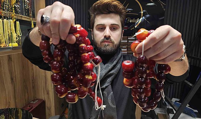 90 bin dolarlık 600 parça tarihi Osmanlı kehribarı, ustaların elinde yeniden şekillenecek