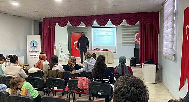 Açık uçlu madde yazma Gölyaka'da anlatıldı