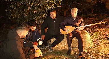 Adana eksiyi gördü, bahçelerde sazlı sözlü zirai don nöbeti tutuldu