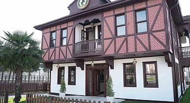 Adını şairden aldı, gençler için hazırlandı