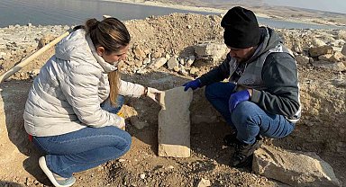 Adıyaman'da, Göbeklitepe'deki 'T' şekilli taşların benzeri ortaya çıktı