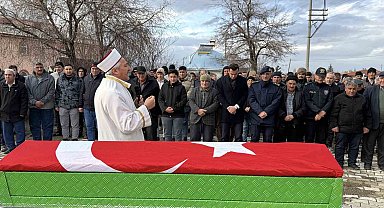 Afyonkarahisar'da 96 yaşında hayatını kaybeden Kore gazisi toprağa verildi