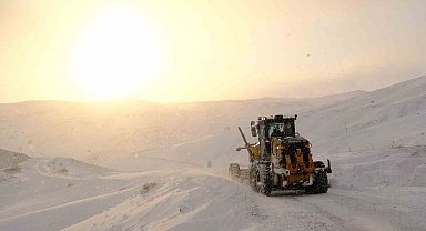 Ağrı'da 110 köy yolu ulaşıma kapandı