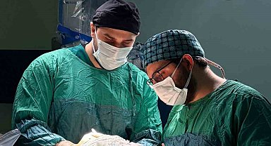 Ağrı'da ilk beyin tümörü ameliyatı başarıyla gerçekleştirildi