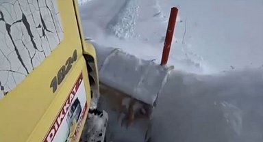 Ağrı'da kapanan köy yolları yeniden ulaşıma açıldı