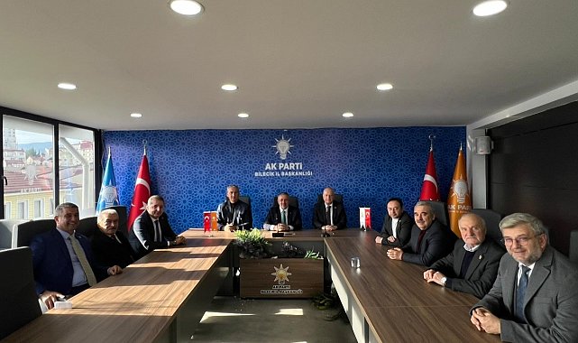 AK Parti Bilecik teşkilatı İl Genel Meclisi üyeleriyle bir araya geldi