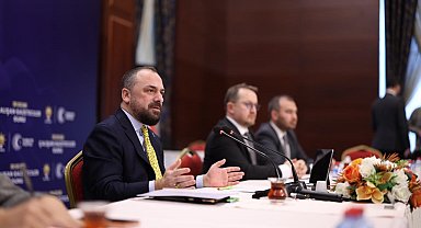 AK Parti Genel Başkan Yardımcısı Acar: "AK Parti olarak her zaman tarafsız bir şekilde gerçeği yansıtan gazeteciliğin yanında yer almayı sürdüreceğiz"