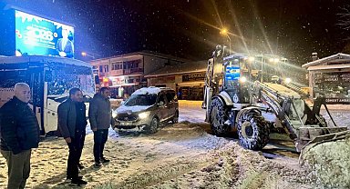 Akçadağ Belediyesi'nin kar mesaisi sürüyor