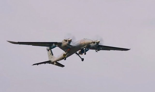 AKINCI TİHA, ROKETSAN TEBER-82 güdüm kiti ile hedefi vurdu