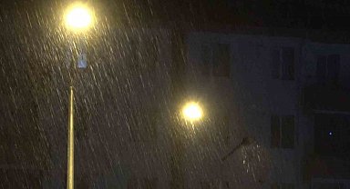 Aksaray'da şiddetli yağmur etkili oldu