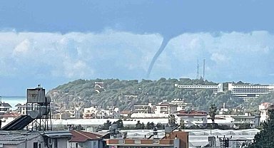 Alanya'da denizde oluşan hortum kamerada