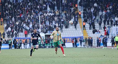 Amed Sportif Faaliyetler'de iki ayrılık
