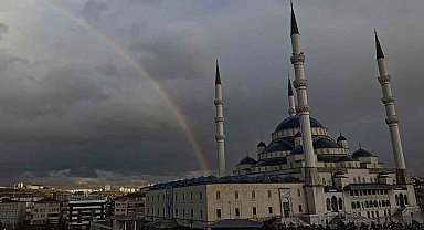 Ankara'da yağmur sonrası gökkuşağı hayran bıraktı