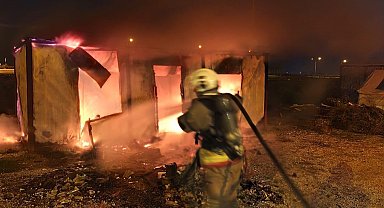 Antakya'da konteyner yangını