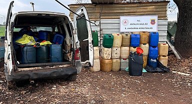 Antalya'da 2 bin 350 litre kaçak akaryakıt ele geçirildi