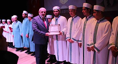 Antalya'da 27 hafız için icazet töreni
