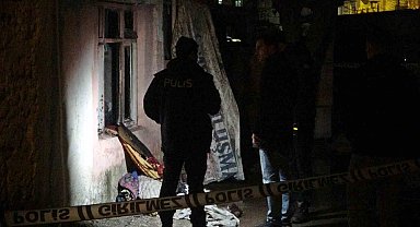 Antalya'da gecekondu yangını: 1 ölü, 1 yaralı