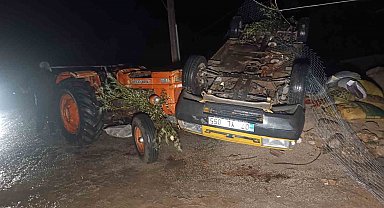 Antalya'da hortum dehşeti: Evlerin çatısı uçtu, ağaçları kökünden söktü, otomobil ters döndü