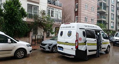 Antalya'da yaşlı kadın evinde ölü bulundu