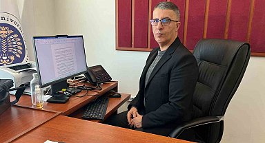 ASİMED Başkanı Savaş Eğilmez; "Türkler için bayrak namustur, bayrak en kutsal değerlerdendir"